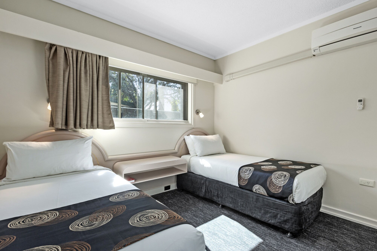 Bedroom 3, Breakfree North Adelaide, Adelaide
