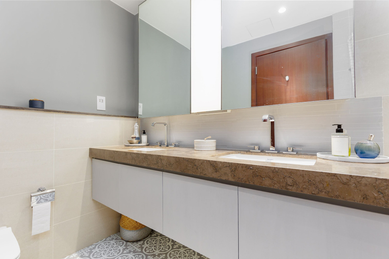Bathroom 2, Luxurious Dubai Hills with balcony park view, Dubai