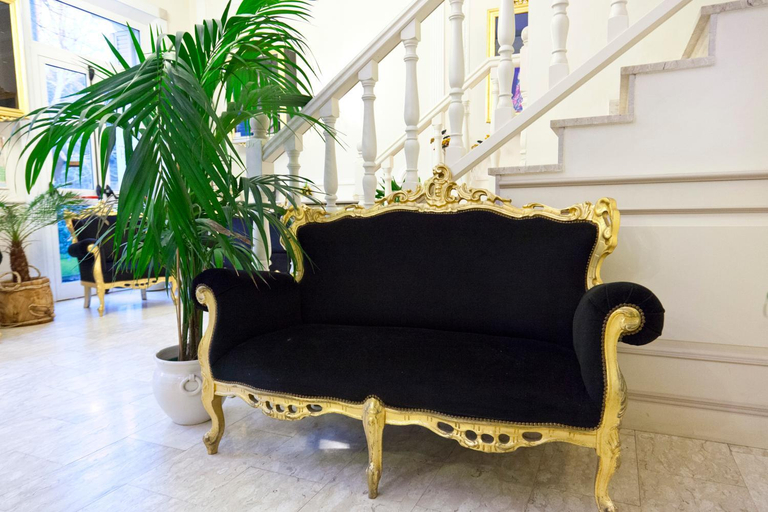 Public Area 2, Hotel Tahiti, Lucca