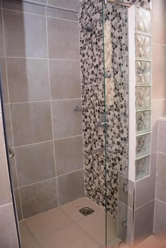 Bathroom 2, Lux Suites Westlands Penthouse, Dagoretti North