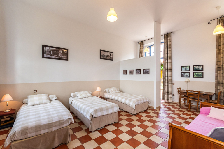 Bedroom 3, Le Domaine des Écoliers, Vendée