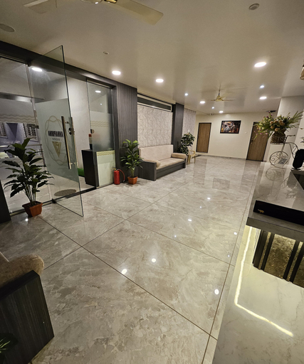 Others 5, Annapurna Executive, Osmanabad