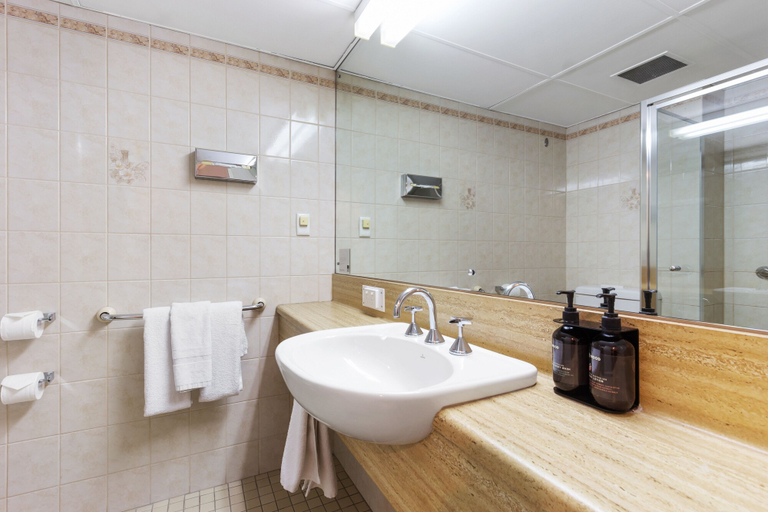 Bathroom 4, Mantra Meridien Adelaide, Adelaide