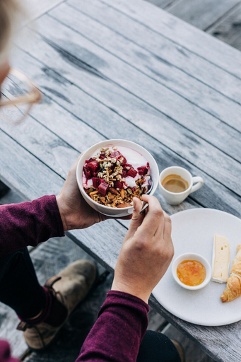 Food & Drinks 5, Pumphouse Point, Central Highlands