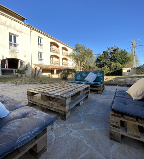 Exterior & Views 2, Logis Hôtel Médiéval, Montélimar Nord, Ardèche