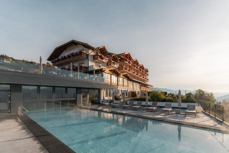 Exterior & Views 2, Panorama Hotel Huberhof, Bolzano