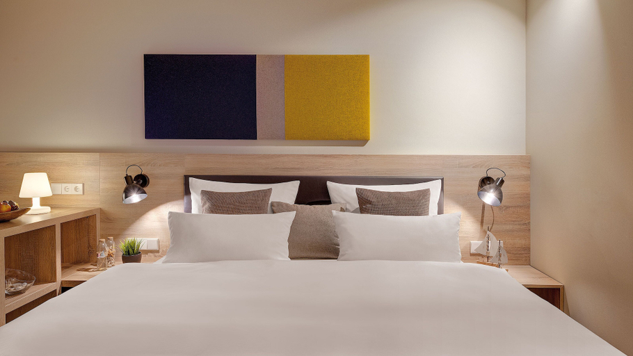 Bedroom 2, Strandhotel Sandburg, Wittmund
