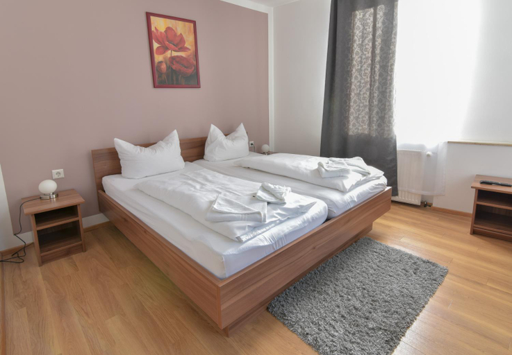 Bedroom 4, Hotel Ristorante Rostica, Reutlingen