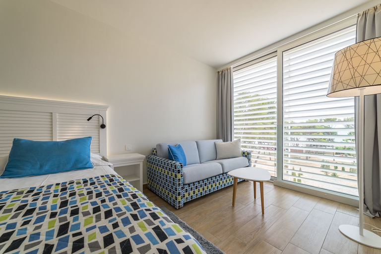 Bedroom 4, Amadria Park Beach Hotel Jure, Šibenik