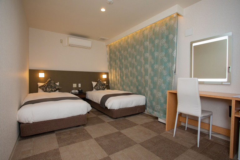 Bedroom 2, Hotel Axia Inn Osaka Uehonmachi, Osaka