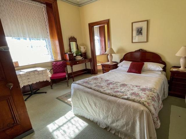 Bathroom, Victoria House, Glenelg - Portland