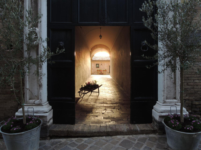 Others 2, CalaLaNotte, Macerata