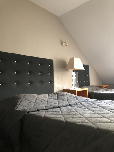 Bedroom 5, Les quatre vents, Marne