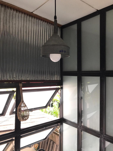Bathroom 2, Pickbaan, Muang Lamphun