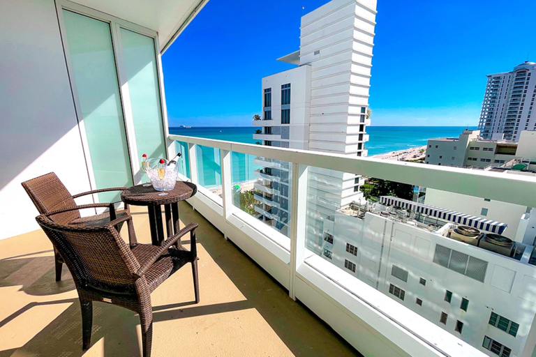 Others 4, FontaineBleau with Ocean plus Bay and City View, Miami-Dade