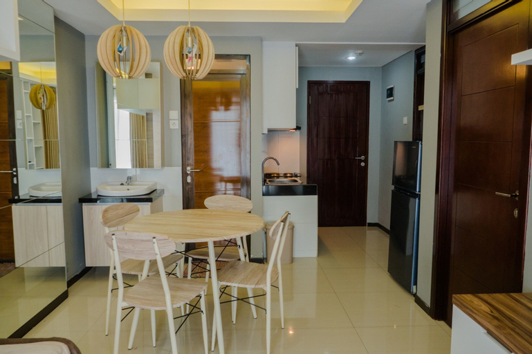 Dining Room 8