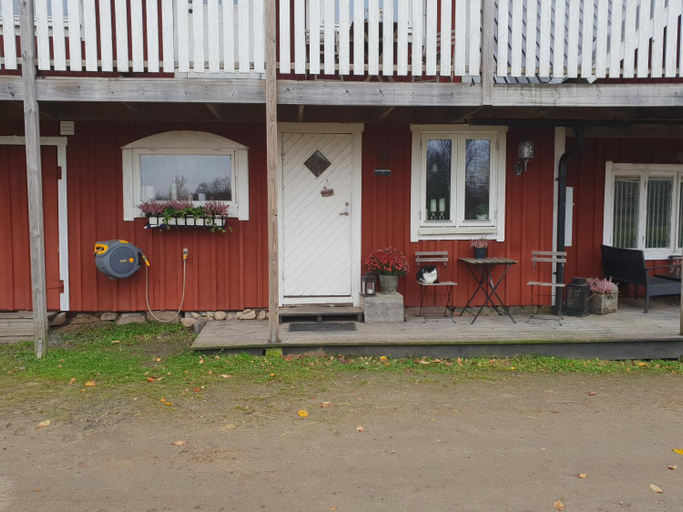 Others 5, Ornatorpet Ullared, Falkenberg
