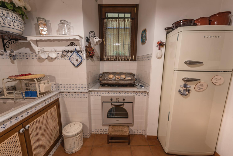 Others 4, La Casa degli Angeli B&B, Salerno