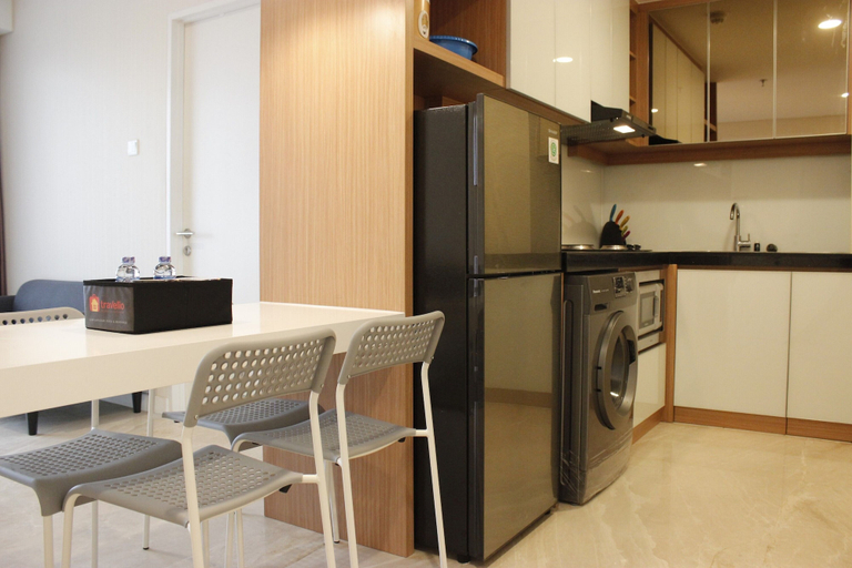 Others 5, Deluxe & Cozy 2BR Apartment at Landmark Residence, Bandung