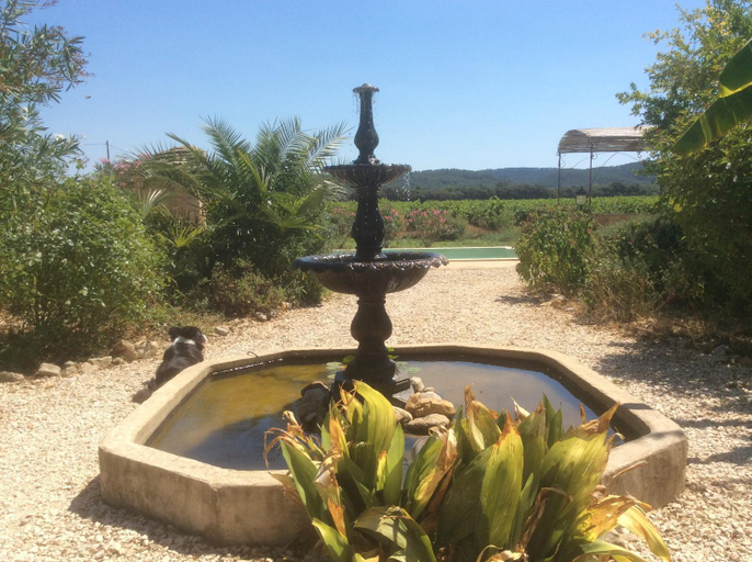 Others 4, mas de costebelle, Vaucluse