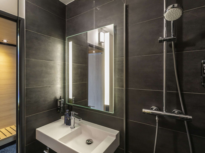Bathroom 3