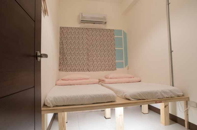 Bedroom 3, bonito inn - Hostel, Taitung