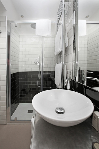 Bathroom 5, Trevi Contemporary Suite, Roma