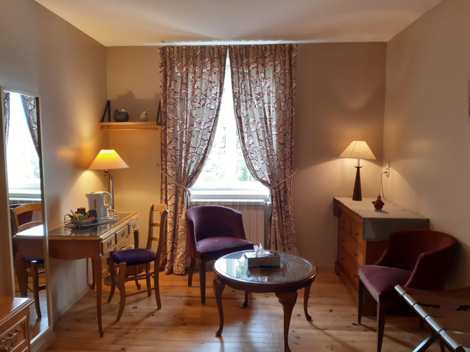 Others 4, le domaine du chaffard, Isère