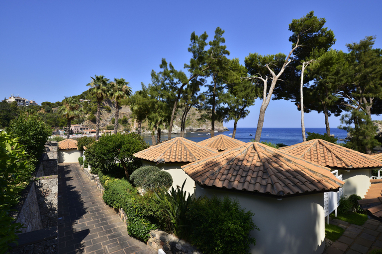 Exterior & Views 2, La Plage Resort, Messina
