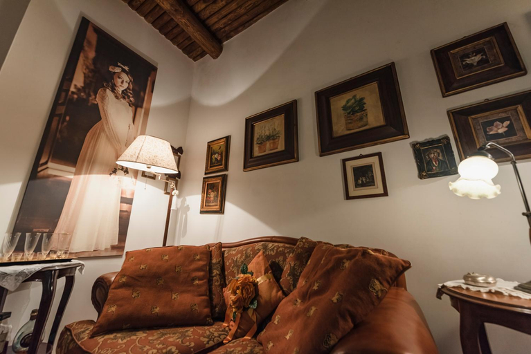 Others 3, La Casa degli Angeli B&B, Salerno