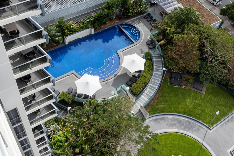 Sport & Beauty 2, Meriton Suites Broadbeach, Gold Coast