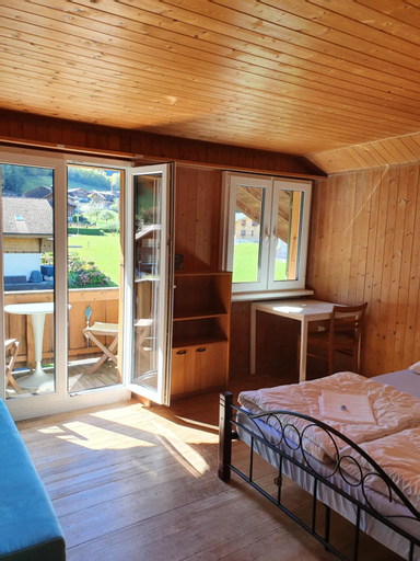 Bedroom 3, Lake Lodge Hostel, Interlaken