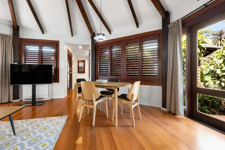Dining Room 4