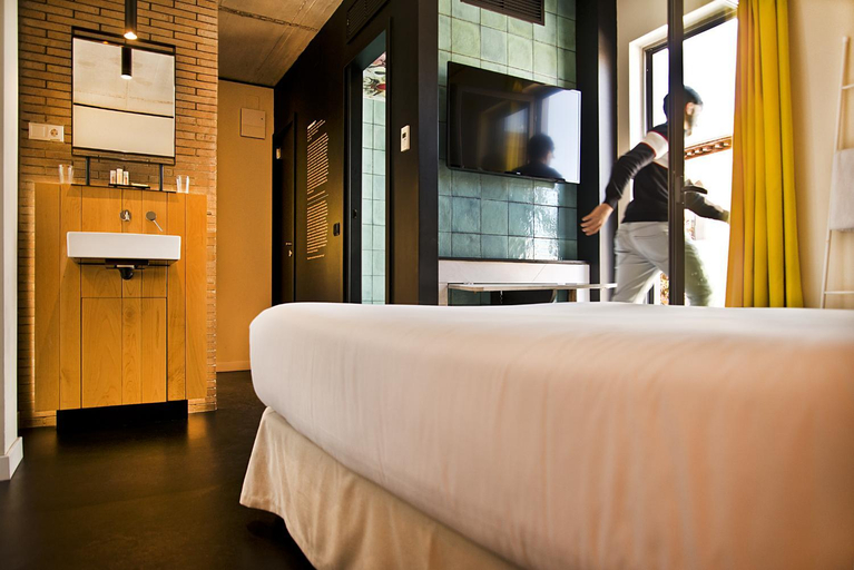 Bedroom 5, Bastardo Hostel, Madrid