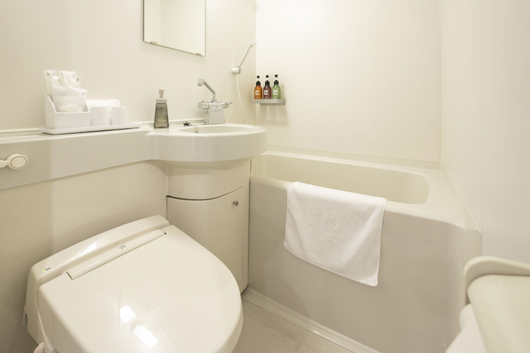 Bathroom 3, Hotel Axia Inn Osaka Uehonmachi, Osaka