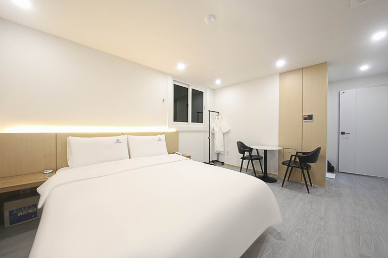 Bedroom 2, Busan Seomyeon Broa Hotel, Busanjin
