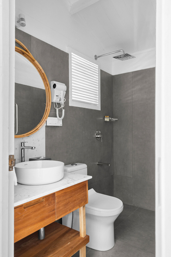 Bathroom 4, Azora by Ayatana Goa, North Goa