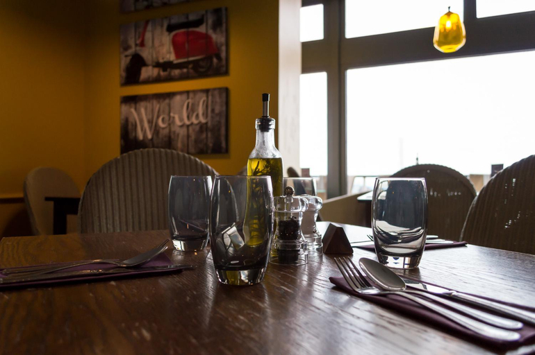 Food & Drinks 5, Ocean Beach Hotel and SPA Bournemouth - OCEANA COLLECTION, Bournemouth