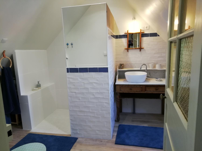 Bathroom 2, La "charcuterie" GREBER, Oise