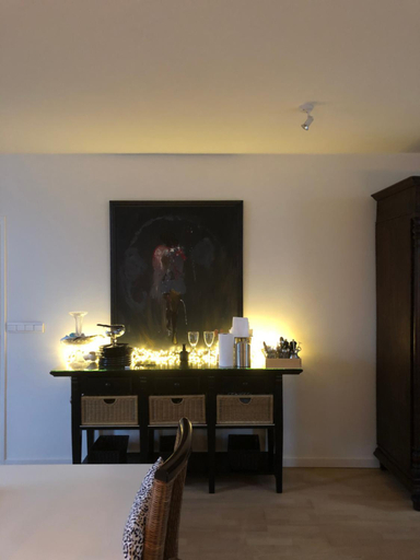 Others 5, B&B de Tol, Hulst