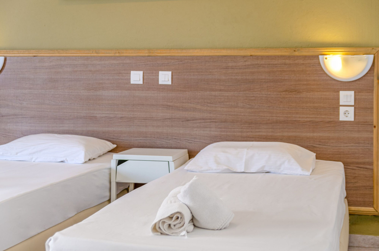 Bedroom 3, Simple Hotel Hersonissos Sun, Crete