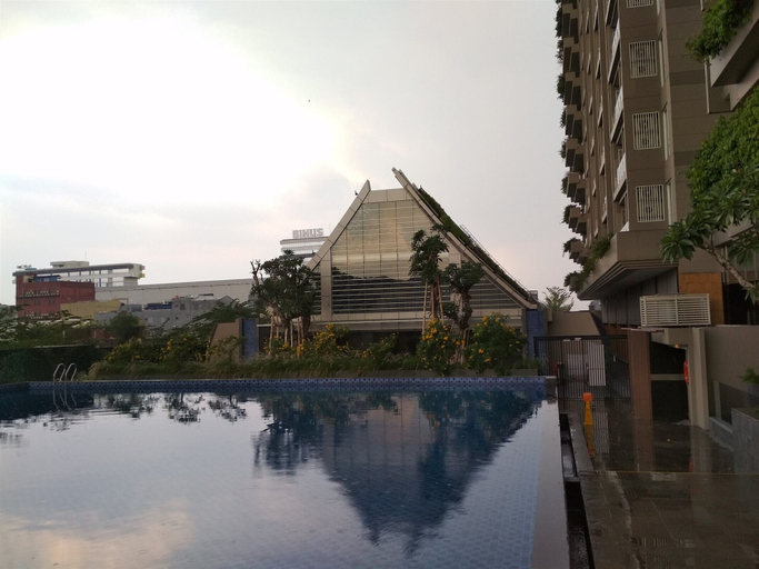 Exterior & Views 2, Deluxe & Cozy 2BR Apartment at Landmark Residence, Bandung