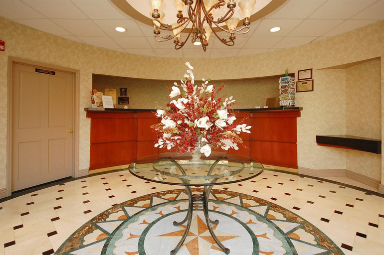 Public Area 2, Howard Johnson by Wyndham Newburgh/West Point, Orange