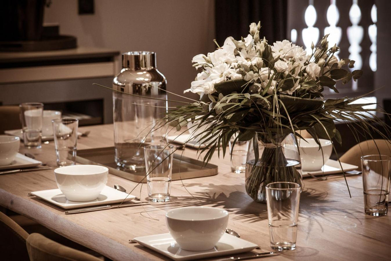 Food & Drinks 5, Hotel Manali, Savoie