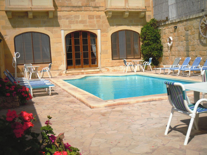 Sport & Beauty 2, Mood Farmhouse B&B
