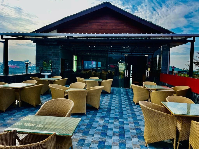 Food & Drinks 4, Hotel Suryadev, Kangra