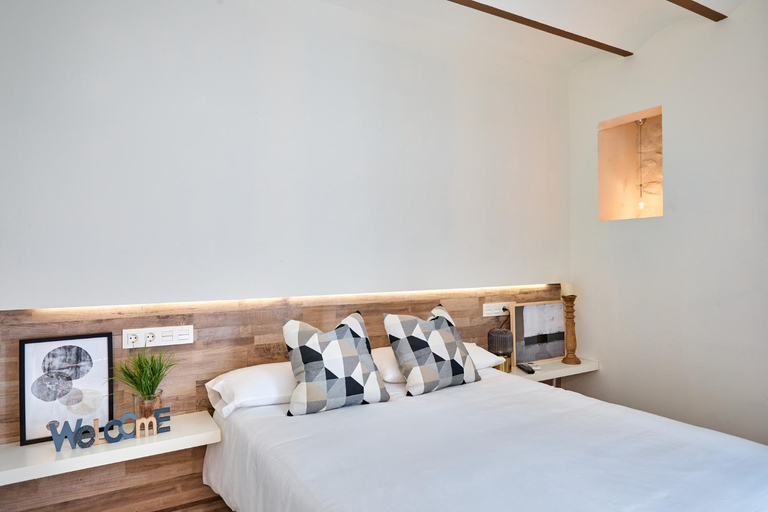 Others 4, Vestal Suites Classic, Tarragona