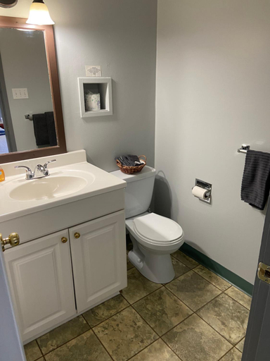 Bathroom 3, Monashee Lodge, Columbia-Shuswap