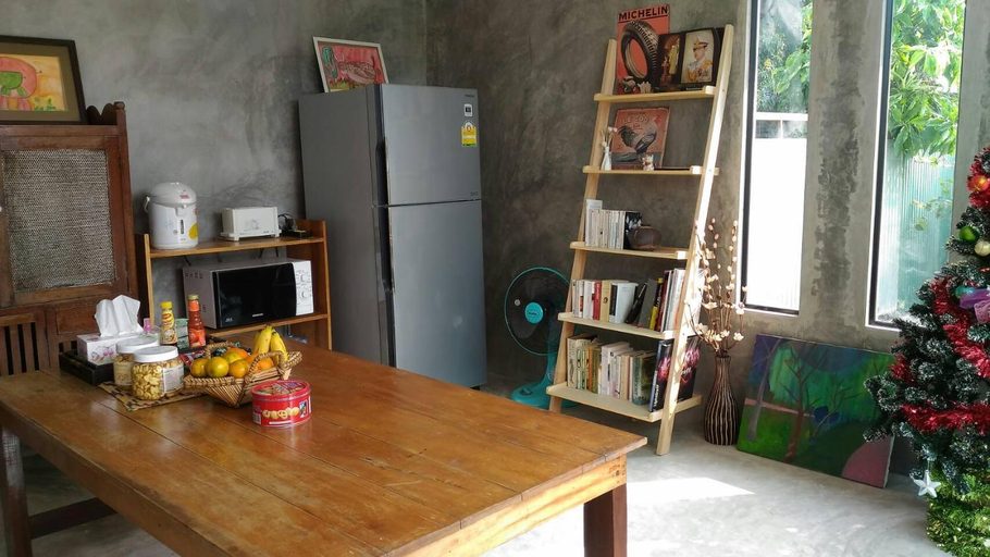 Others 5, Petit Paramata, Muang Phitsanulok