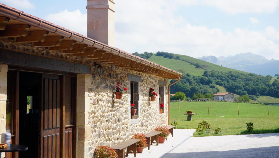 Food & Drinks, Apartamentos Rurales Sobremazas, Cantabria